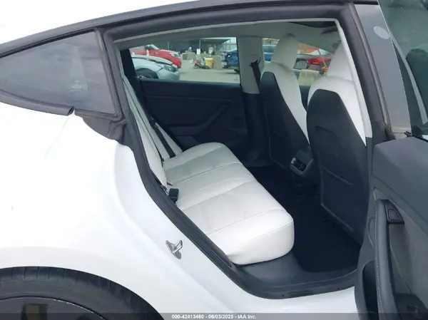 5YJ3E1EC8NF347754 2022 TESLA MODEL 3 - Image 8