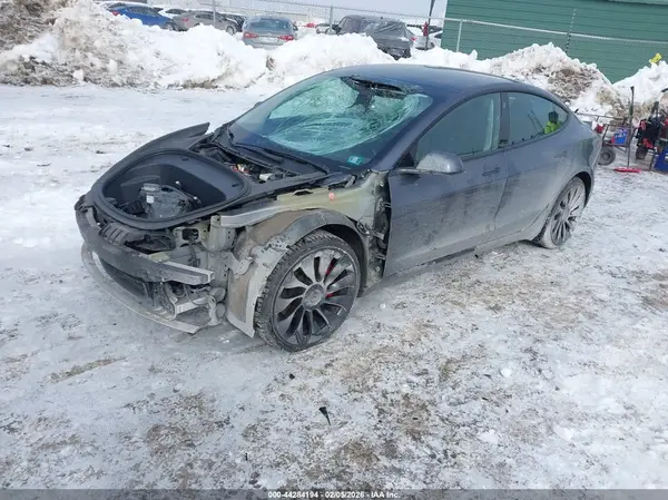 5YJ3E1EC8NF356065 2022 TESLA MODEL 3 - Image 2