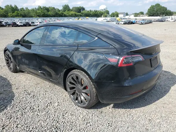 5YJ3E1EC8NF356826 2022 TESLA MODEL 3 - Image 2