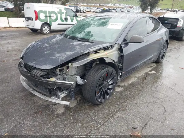 5YJ3E1EC8NF362061 2022 TESLA MODEL 3 - Image 2