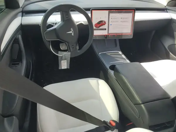 5YJ3E1EC8PF382622 2023 TESLA MODEL 3 - Image 8