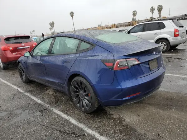 5YJ3E1EC8PF461353 2023 TESLA MODEL 3 - Image 2