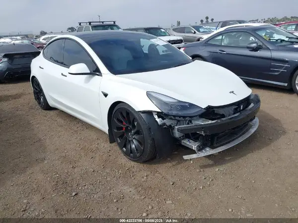 5YJ3E1EC8PF481246 2023 TESLA MODEL 3 - Image 1