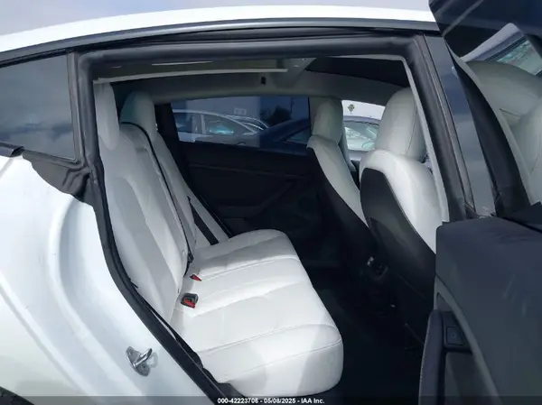 5YJ3E1EC8PF481246 2023 TESLA MODEL 3 - Image 8