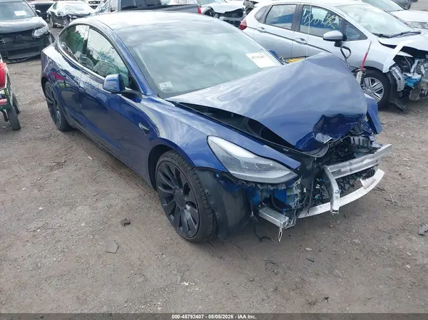 5YJ3E1EC8PF482686 2023 TESLA MODEL 3 - Image 1