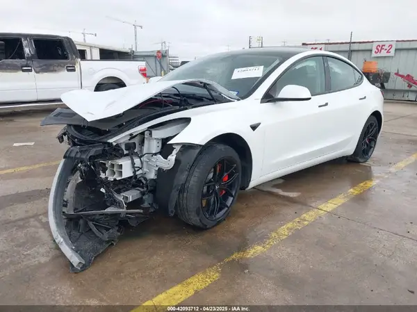 5YJ3E1EC8PF487550 2023 TESLA MODEL 3 - Image 2