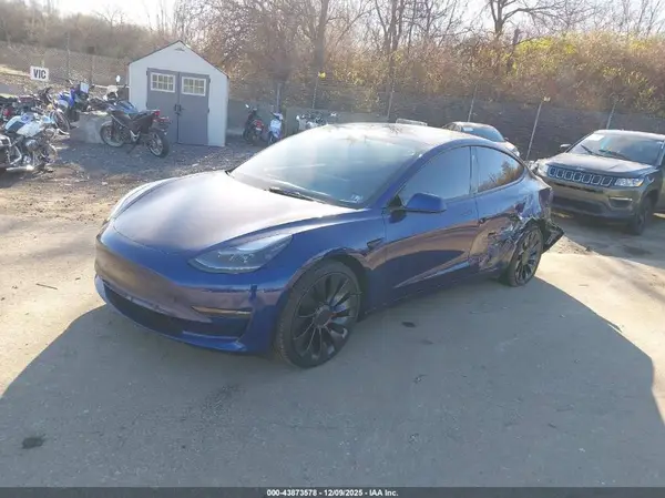 5YJ3E1EC8PF497320 2023 TESLA MODEL 3 - Image 2