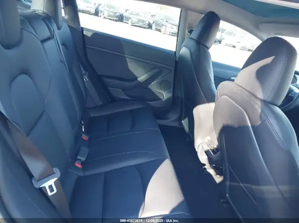 5YJ3E1EC8PF497320 2023 TESLA MODEL 3 - Image 8