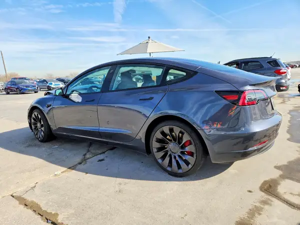 5YJ3E1EC8PF499469 2023 TESLA MODEL 3 - Image 2