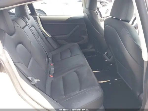 5YJ3E1EC8PF504525 2023 TESLA MODEL 3 - Image 8
