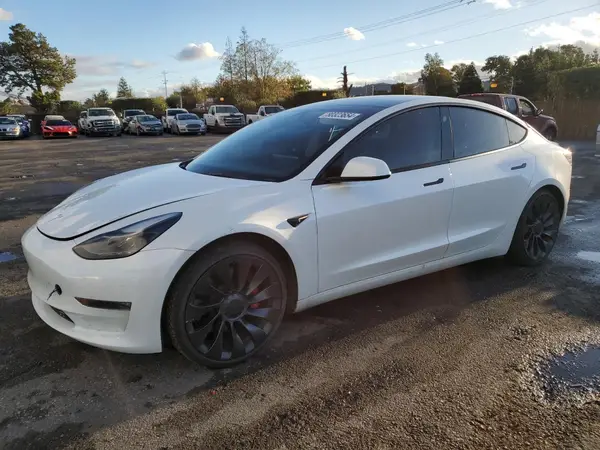 5YJ3E1EC8PF557791 2023 TESLA MODEL 3 - Image 1