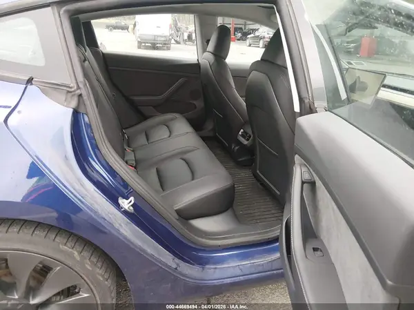 5YJ3E1EC8PF592704 2023 TESLA MODEL 3 - Image 8