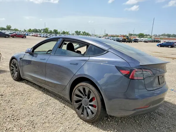 5YJ3E1EC8PF604267 2023 TESLA MODEL 3 - Image 2