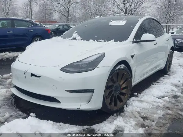 5YJ3E1EC8PF621554 2023 TESLA MODEL 3 - Image 2