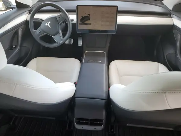 5YJ3E1EC8PF632103 2023 TESLA MODEL 3 - Image 8