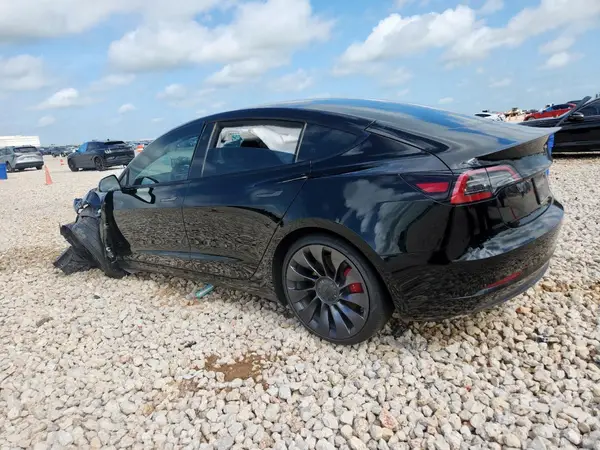 5YJ3E1EC8PF634160 2023 TESLA MODEL 3 - Image 2