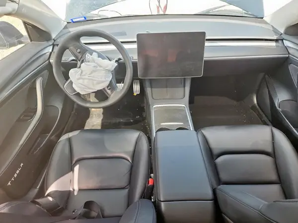 5YJ3E1EC8PF634160 2023 TESLA MODEL 3 - Image 8