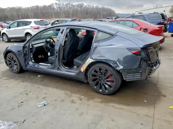 5YJ3E1EC8PF661214 2023 TESLA MODEL 3 - Image 2
