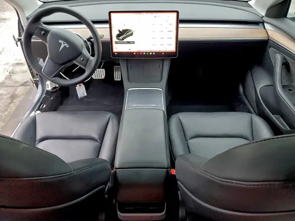 5YJ3E1EC8PF661214 2023 TESLA MODEL 3 - Image 8