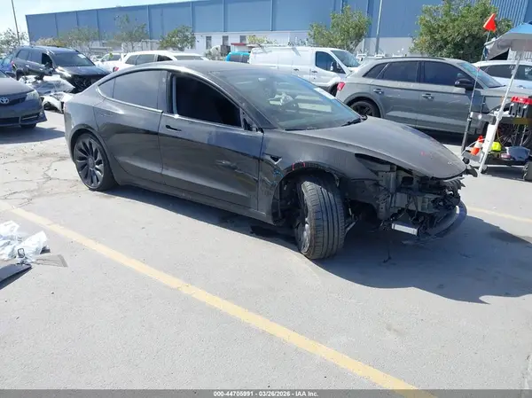 5YJ3E1EC8PF670916 2023 TESLA MODEL 3 - Image 1