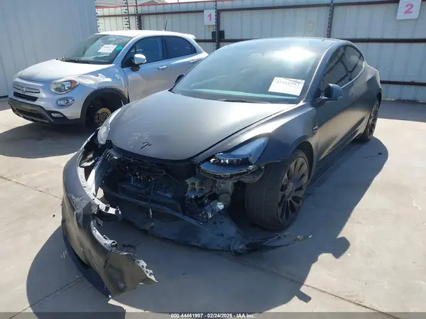 5YJ3E1EC8PF679616 2023 TESLA MODEL 3 - Image 2