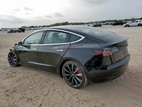 5YJ3E1EC9LF602859 2020 TESLA MODEL 3 - Image 2