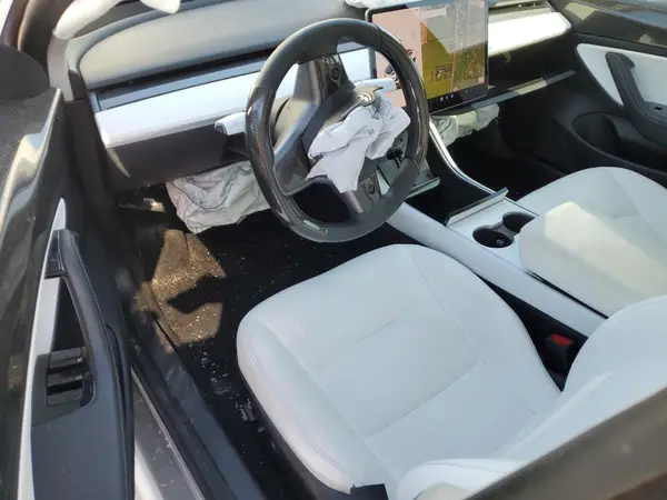5YJ3E1EC9LF626921 2020 TESLA MODEL 3 - Image 8