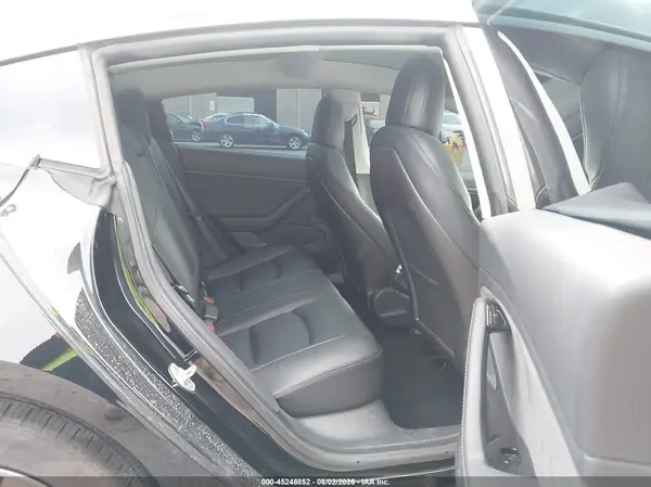 5YJ3E1EC9LF640706 2020 TESLA MODEL 3 - Image 8