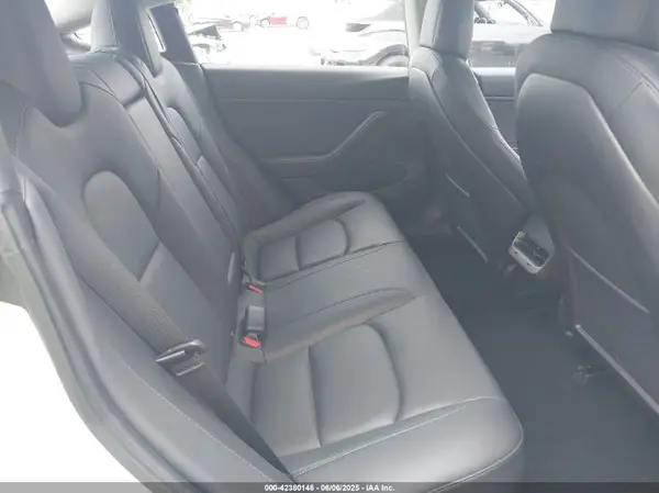 5YJ3E1EC9LF641242 2020 TESLA MODEL 3 - Image 8