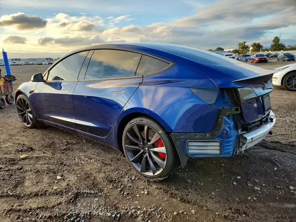 5YJ3E1EC9LF641905 2020 TESLA MODEL 3 - Image 2