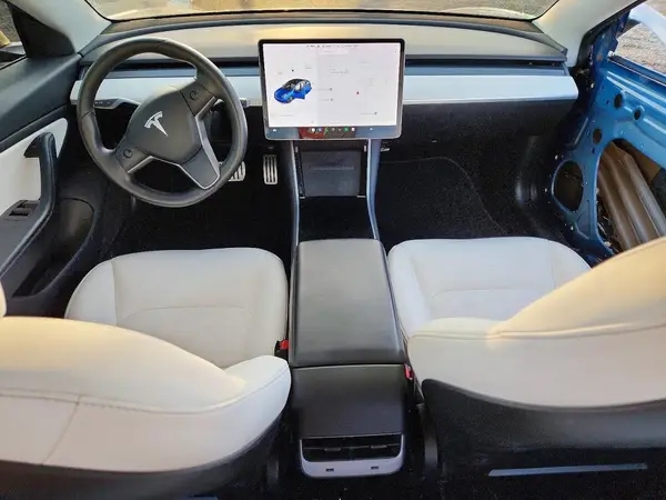 5YJ3E1EC9LF641905 2020 TESLA MODEL 3 - Image 8