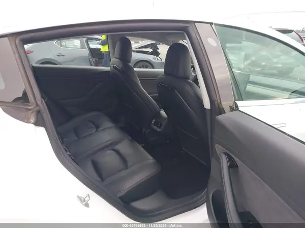 5YJ3E1EC9LF719535 2020 TESLA MODEL 3 - Image 8
