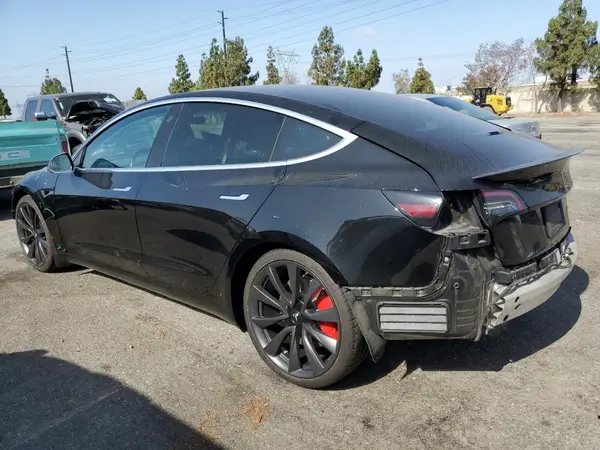 5YJ3E1EC9LF742393 2020 TESLA MODEL 3 - Image 2