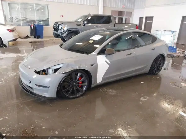 5YJ3E1EC9LF796535 2020 TESLA MODEL 3 - Image 2