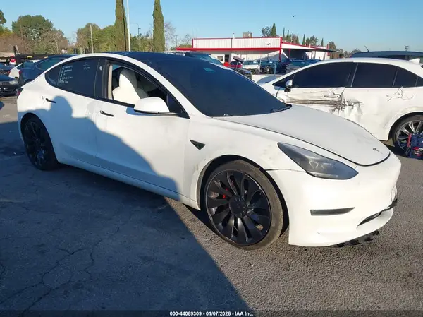 5YJ3E1EC9MF020312 2021 TESLA MODEL 3 - Image 1