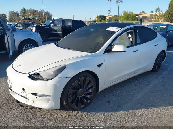 5YJ3E1EC9MF020312 2021 TESLA MODEL 3 - Image 2