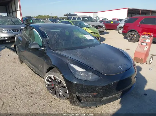 5YJ3E1EC9MF025283 2021 TESLA MODEL 3 - Image 1