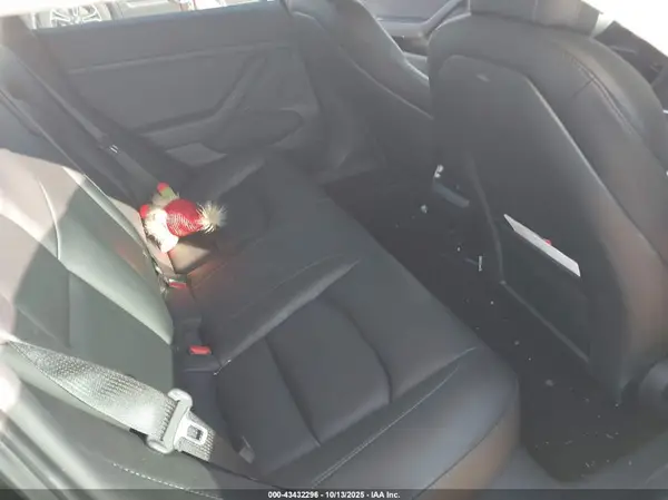 5YJ3E1EC9MF025283 2021 TESLA MODEL 3 - Image 8