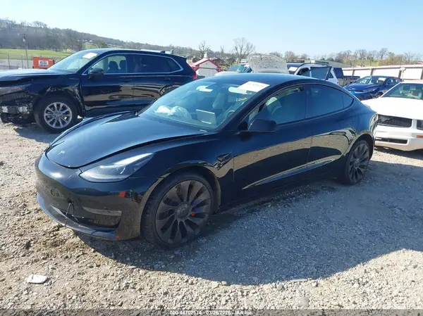 5YJ3E1EC9MF035506 2021 TESLA MODEL 3 - Image 2