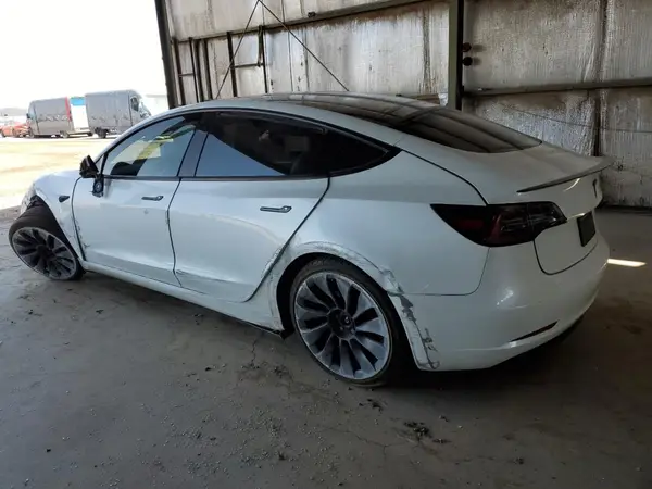 5YJ3E1EC9MF062673 2021 TESLA MODEL 3 - Image 2