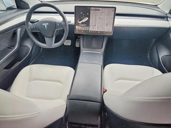 5YJ3E1EC9MF077884 2021 TESLA MODEL 3 - Image 8
