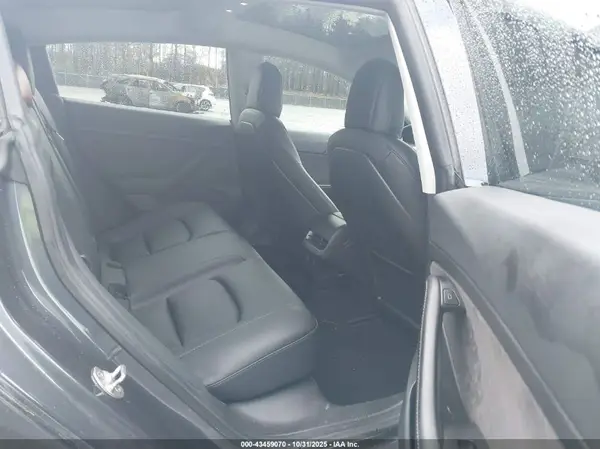 5YJ3E1EC9MF089842 2021 TESLA MODEL 3 - Image 8