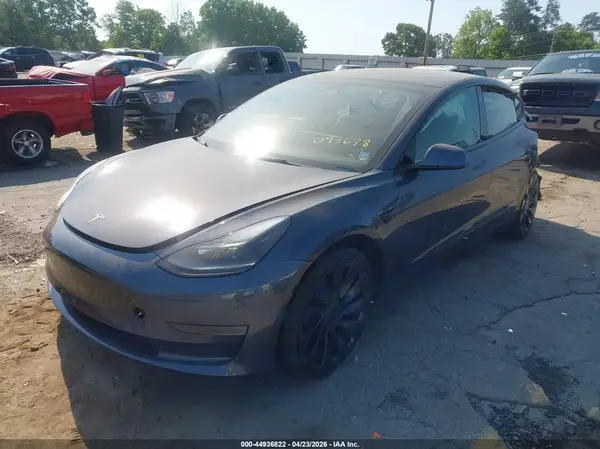 5YJ3E1EC9MF093678 2021 TESLA MODEL 3 - Image 2