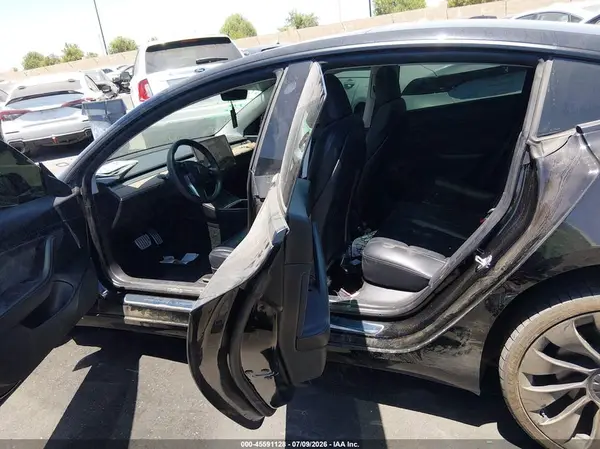 5YJ3E1EC9MF925388 2021 TESLA MODEL 3 - Image 8