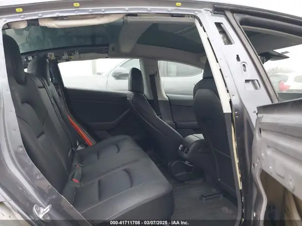 5YJ3E1EC9NF130410 2022 TESLA MODEL 3 - Image 8