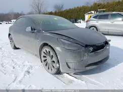 5YJ3E1EC9NF178831 2022 TESLA MODEL 3