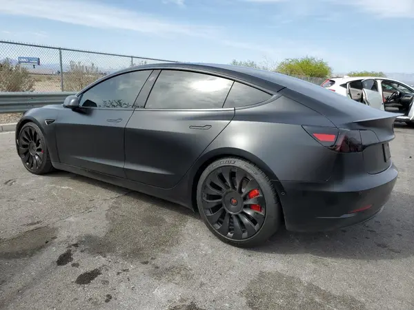 5YJ3E1EC9NF198013 2022 TESLA MODEL 3 - Image 2
