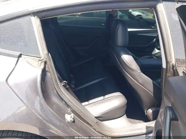 5YJ3E1EC9NF210936 2022 TESLA MODEL 3 - Image 8