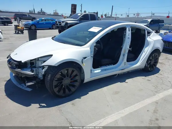 5YJ3E1EC9NF254757 2022 TESLA MODEL 3 - Image 2