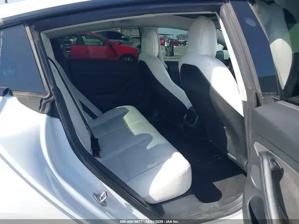5YJ3E1EC9NF295289 2022 TESLA MODEL 3 - Image 8